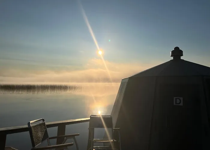 Vikajaervi Lake View Experience Igloos